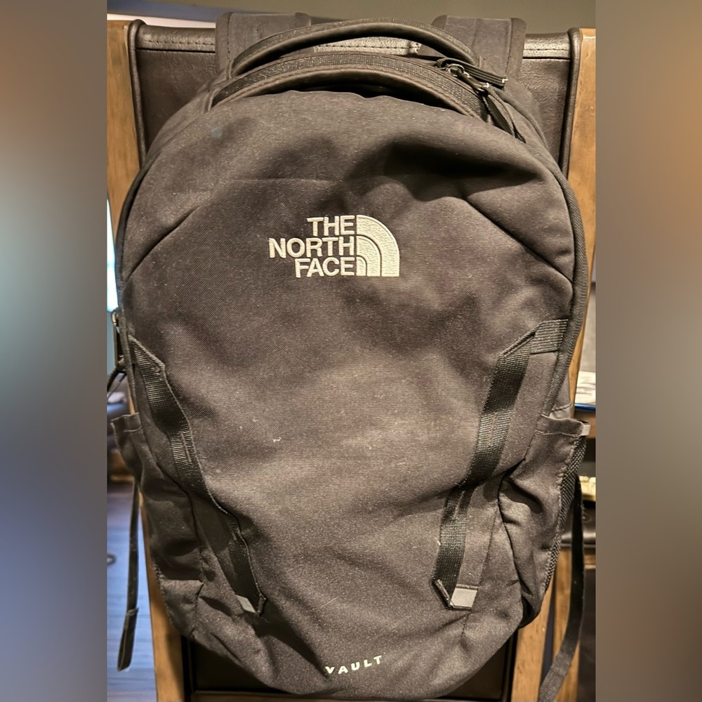 The North Face Vault Black Backpack